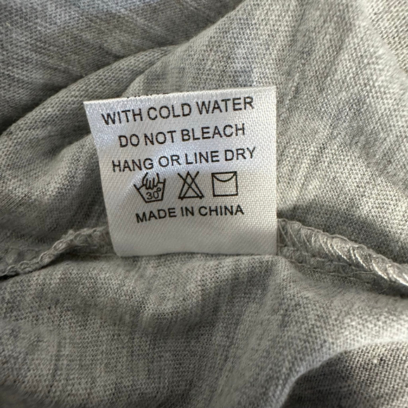 Grace & Emma T-shirt Size S Gray Y'all Boots Graphic Women’s Western NWT NEW - Picture 6 of 12